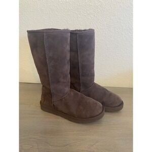 UGG Australia Classic Tall Chocolate Brown‎ Size 6